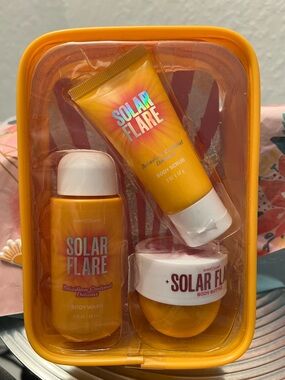 SOLAR FLARE BRAZILIAN CARAMEL DREAMS- 3 pc. Body & Beauty Pkg